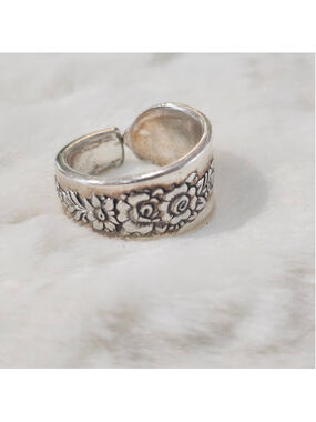 Silverwear Ring Size 7 ONEIDA silverplate ROYAL ROSE